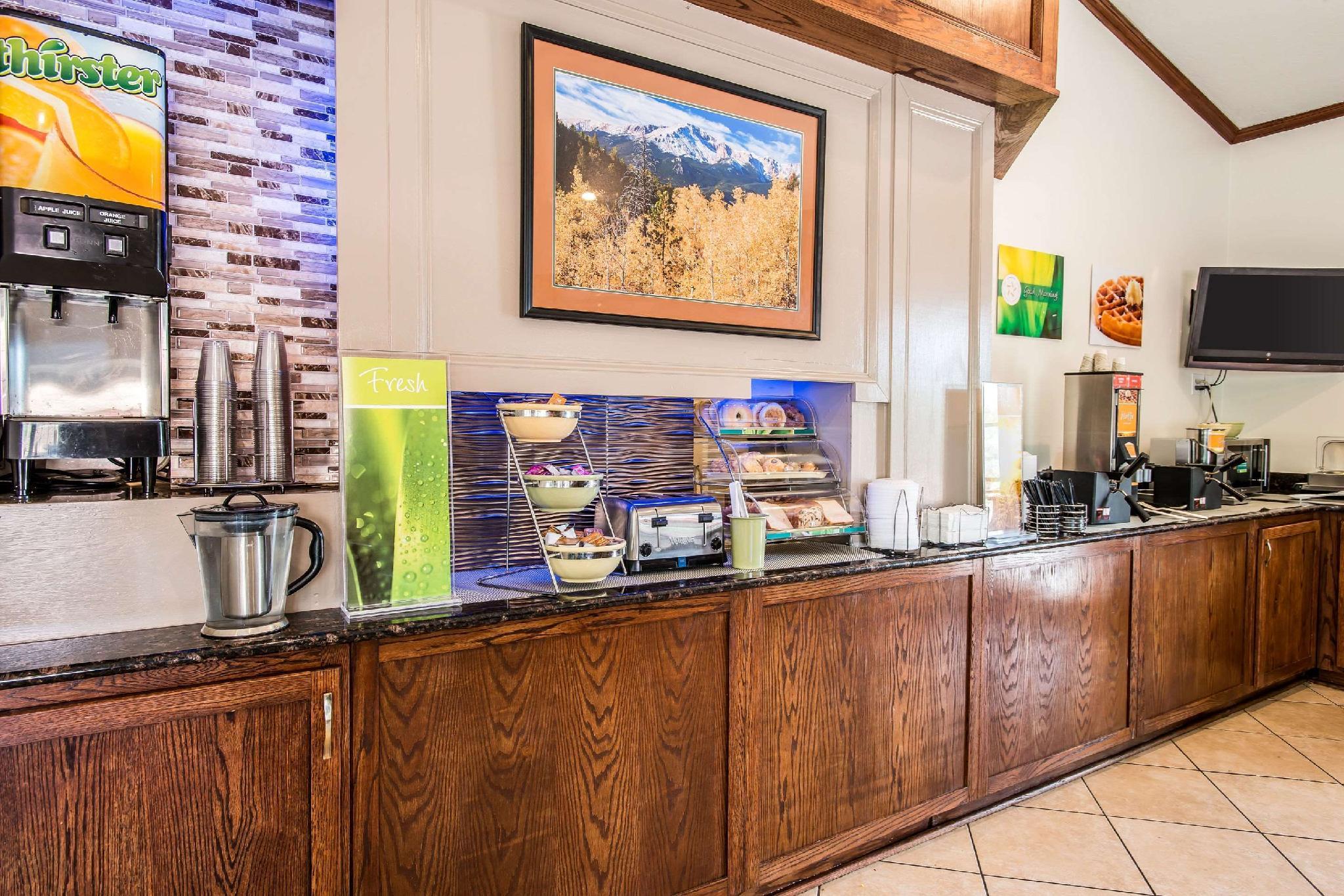Quality Inn & Suites Garden Of The Gods Colorado Springs Exteriör bild