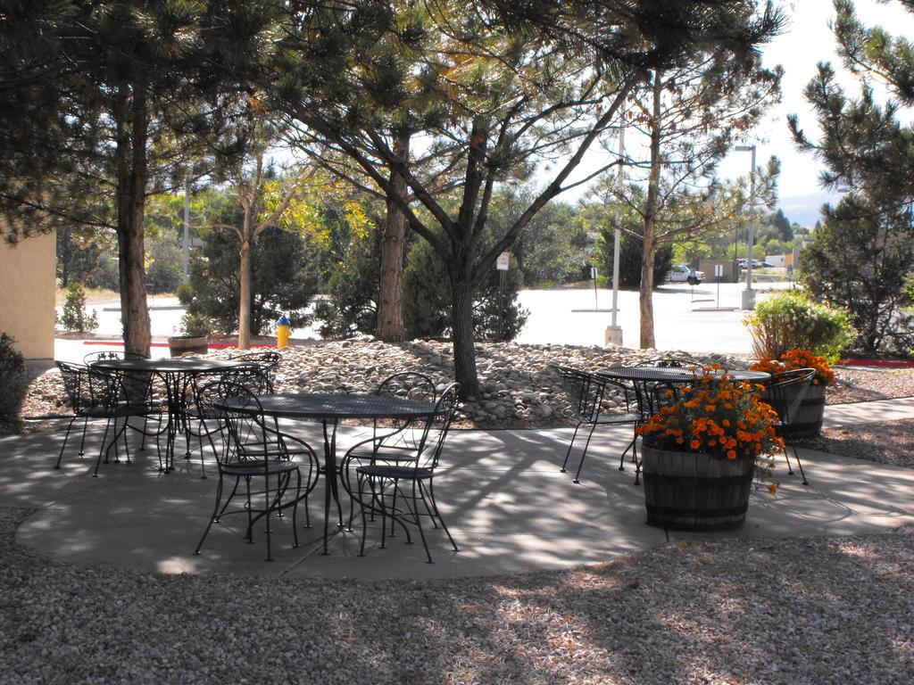 Quality Inn & Suites Garden Of The Gods Colorado Springs Exteriör bild